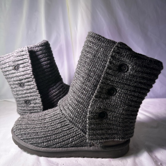 UGG Shoes - UGG Gray Knit Heeled Boots